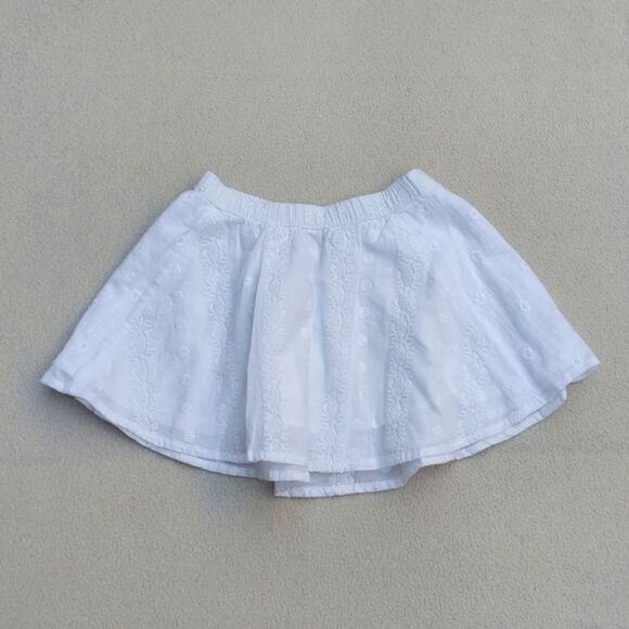 OshKosh B'Gosh white flowy skirt Size 4T - Picture 1 of 8
